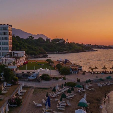 Ada Beach Hotel Krini Екстер'єр фото